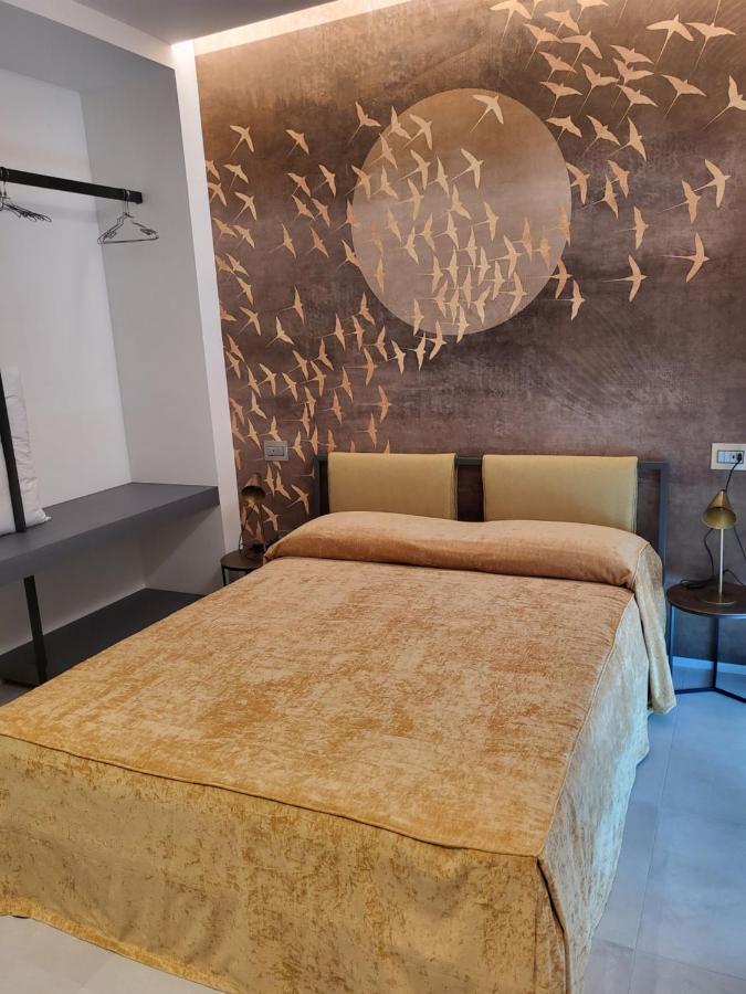 Bed and breakfast Casa Stazione Pescara Extérieur photo
